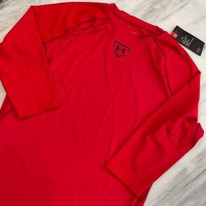 NWT Men’s compression tee with 3-4 length sleeves